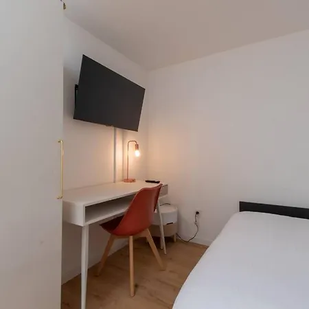 Confort Climatisé Et Privée En Sousplex * Montpellier